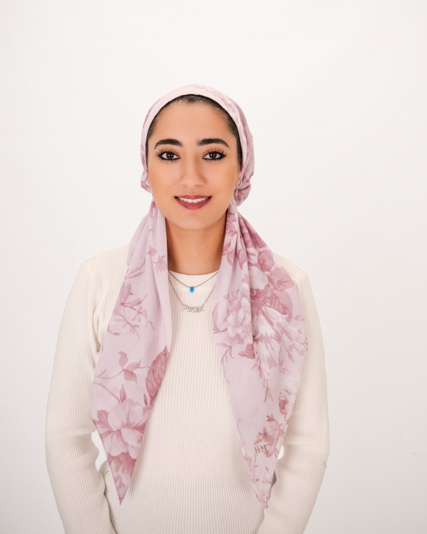 Rosewater Square Scarf - Keter Hayofi Mitpachot