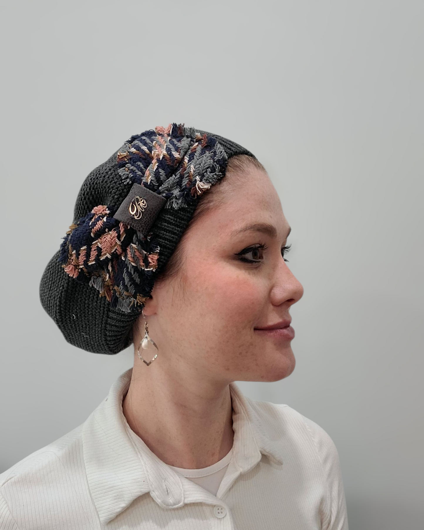L/XL Dark Grey French Beret - Keter Hayofi Mitpachot