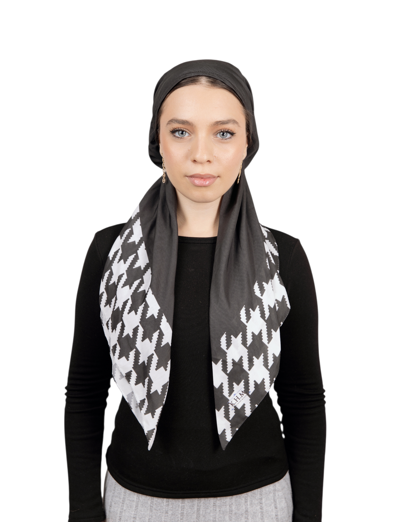 Black Houndstooth Pretied Scarf - Keter Hayofi Mitpachot