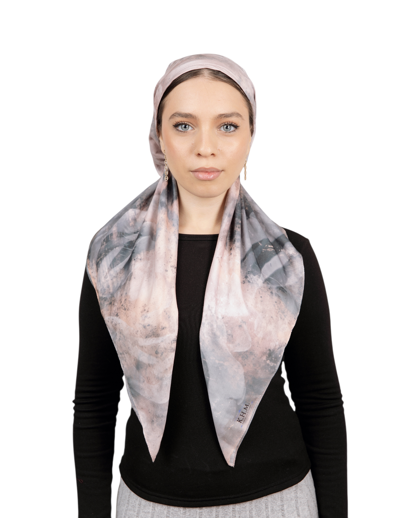 Blush Storm Pretied Scarf - Keter Hayofi Mitpachot