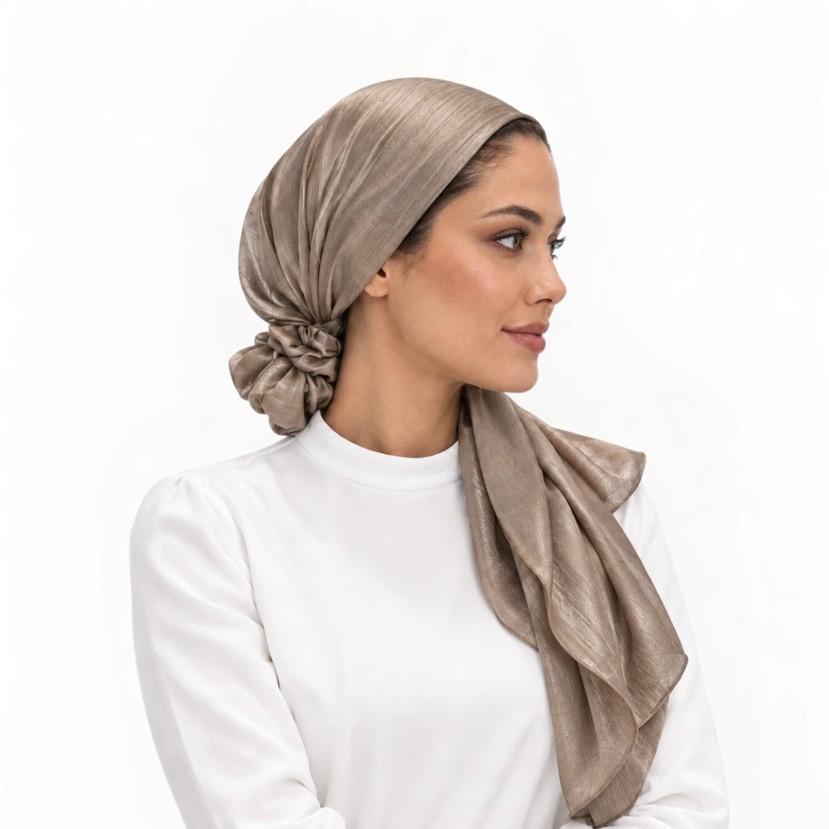 Signature Solid Scarf With Scrunchie - Keter Hayofi Mitpachot