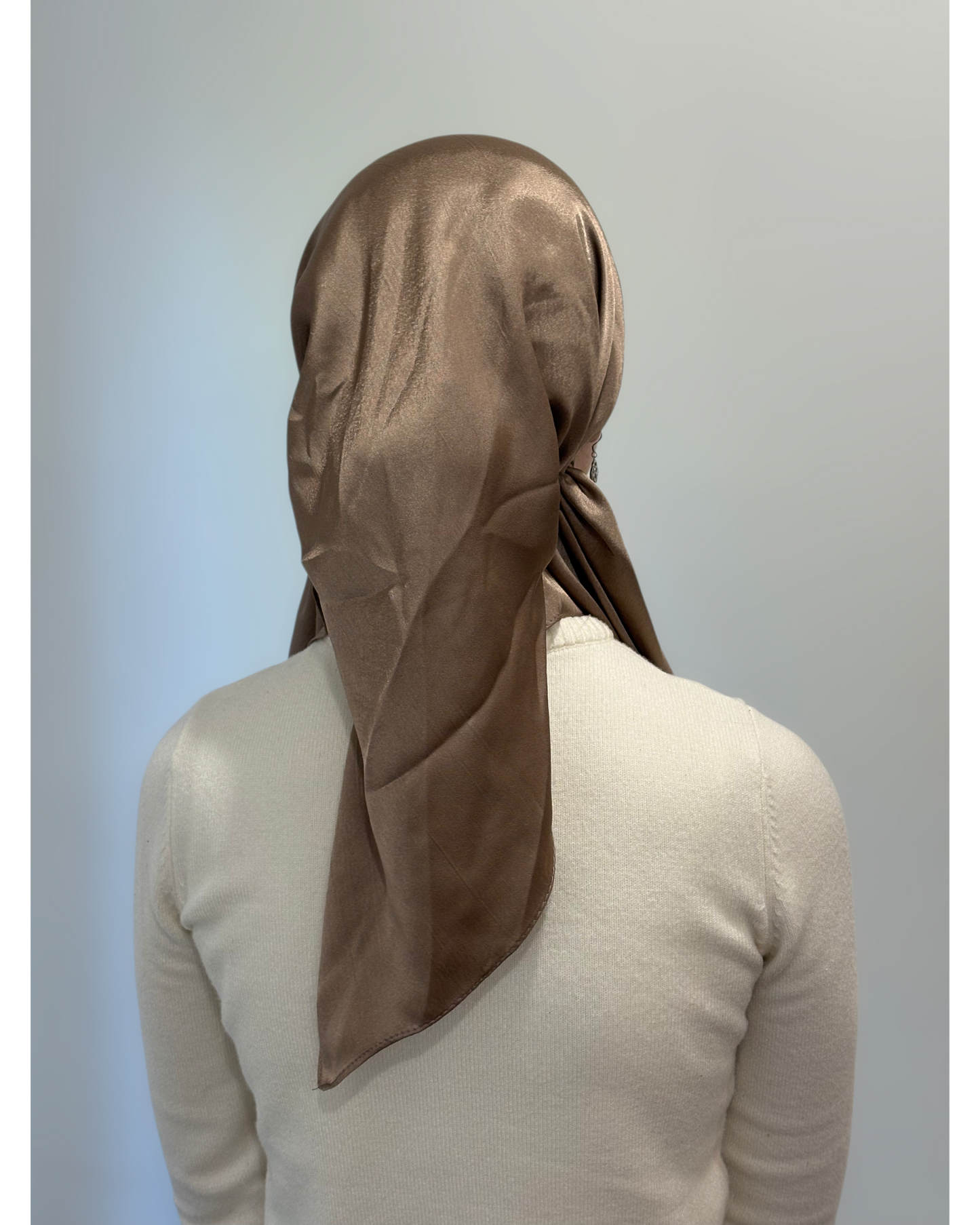Signature Silky Open Pretied Scarf - Keter Hayofi Mitpachot