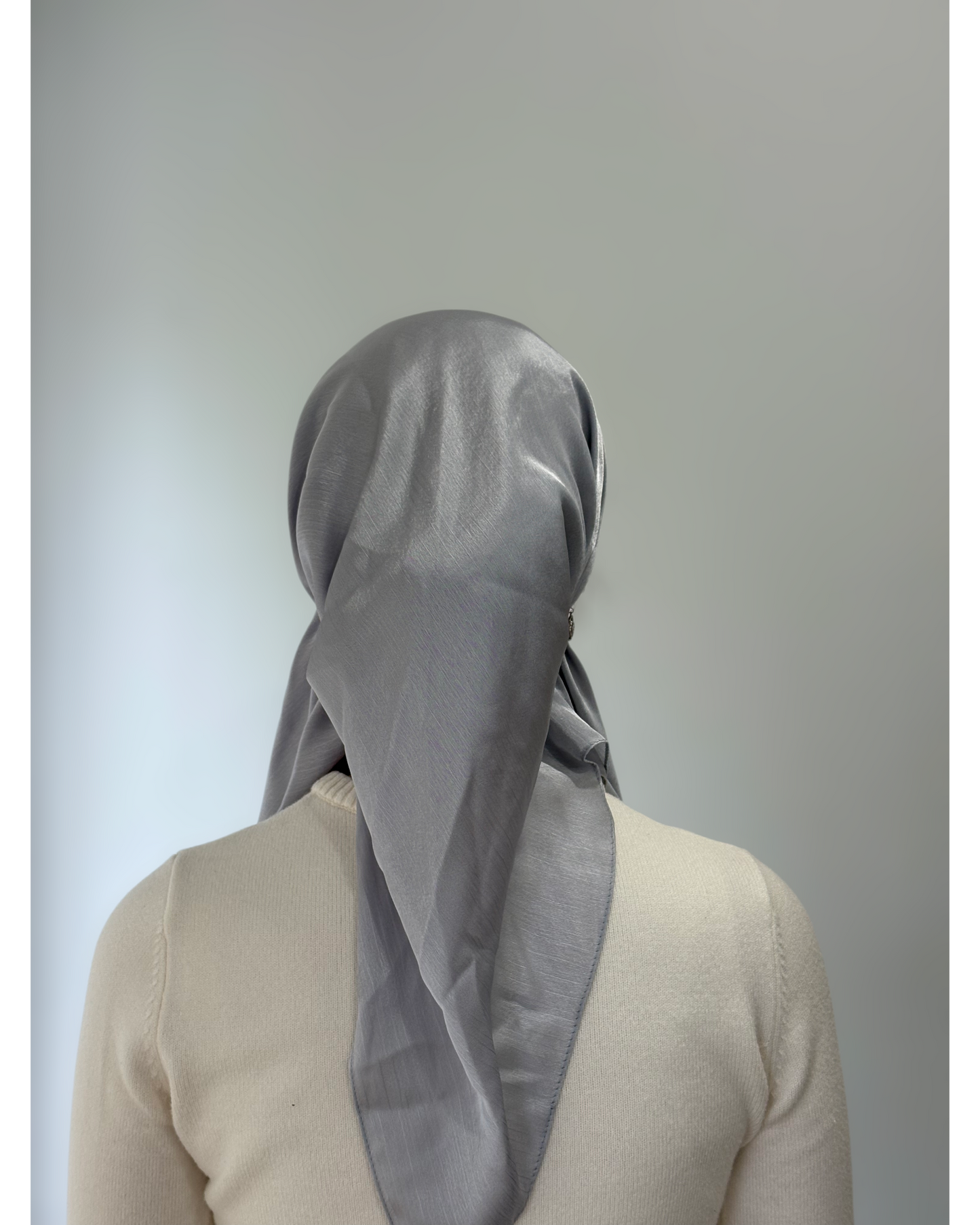 Signature Silky Open Pretied Scarf - Keter Hayofi Mitpachot