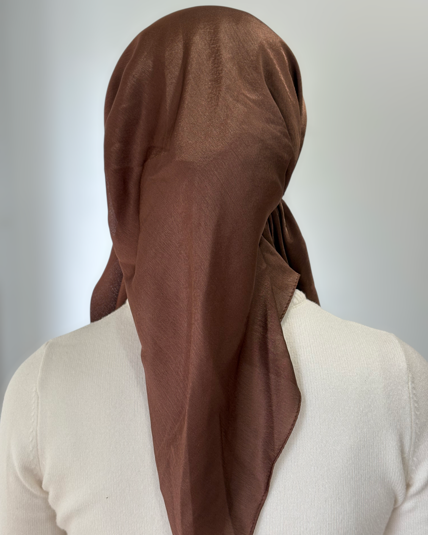 Signature Silky Open Pretied Scarf - Keter Hayofi Mitpachot