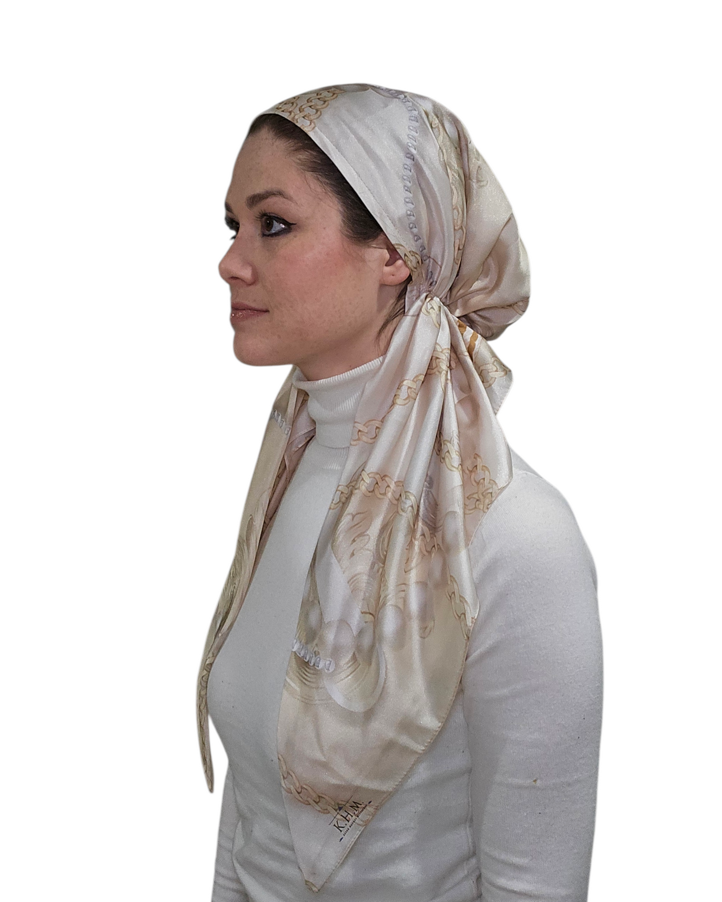 Champagne Chains Square Scarf - Keter Hayofi Mitpachot