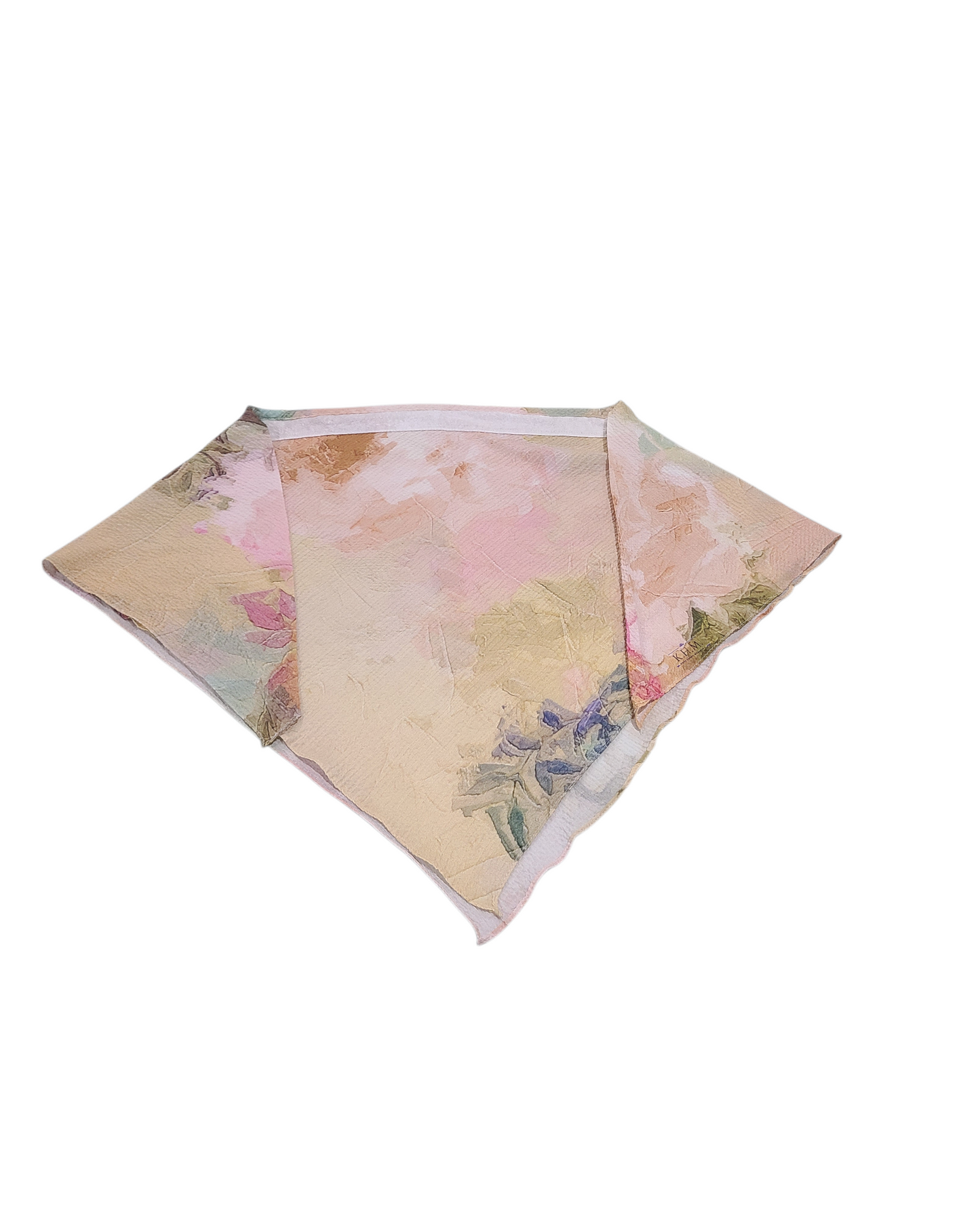 Pastel Garden Whisper Triangle Scarf With Grip - Keter Hayofi Mitpachot