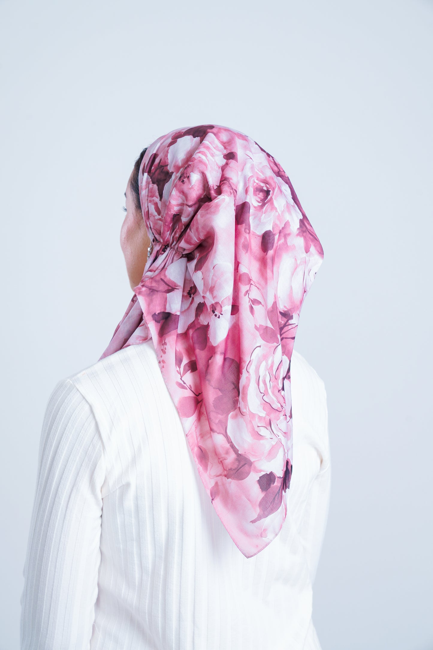 Rose Garden Pretied Scarf