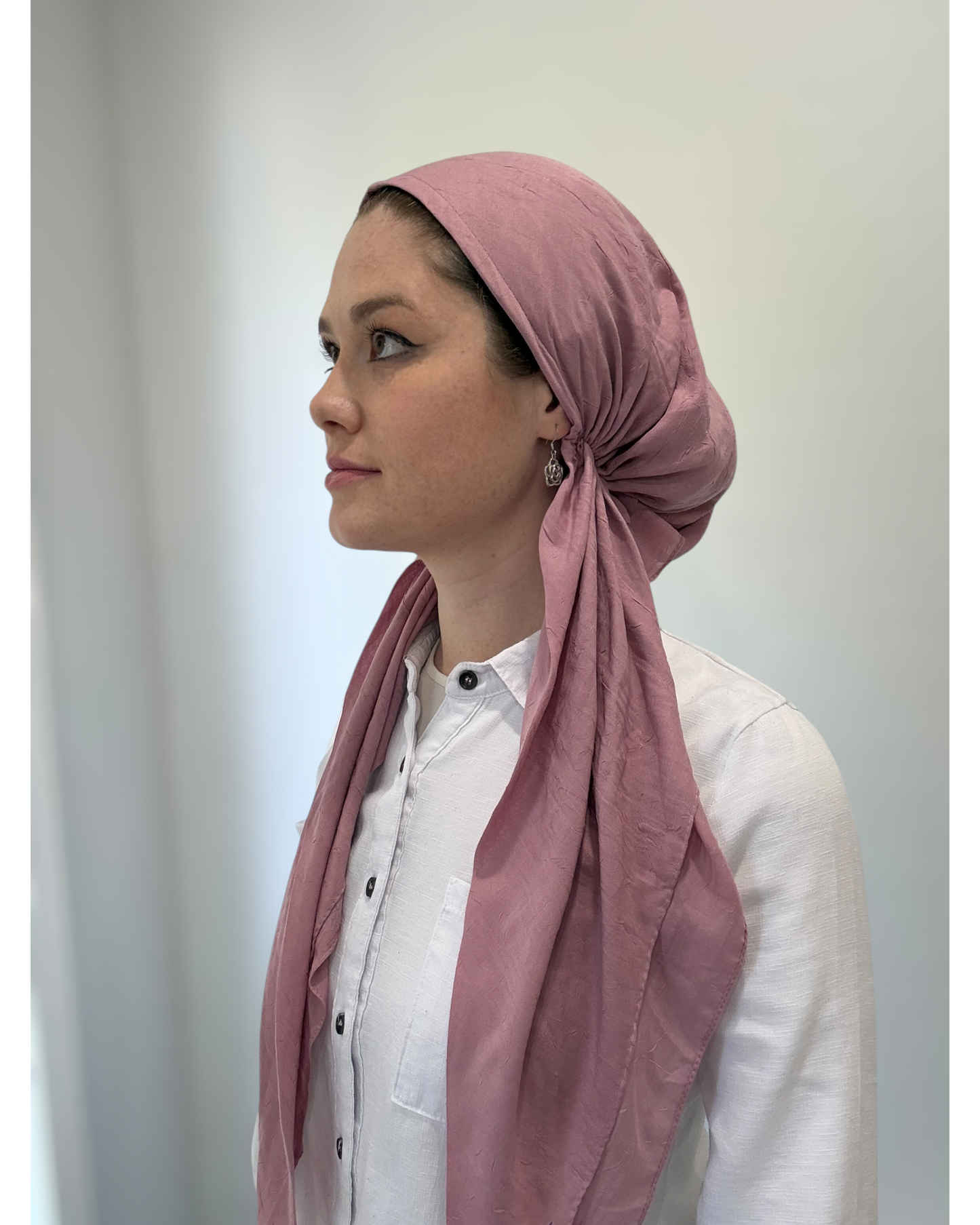 Bamboo Lightweight Square Scarf - Keter Hayofi Mitpachot
