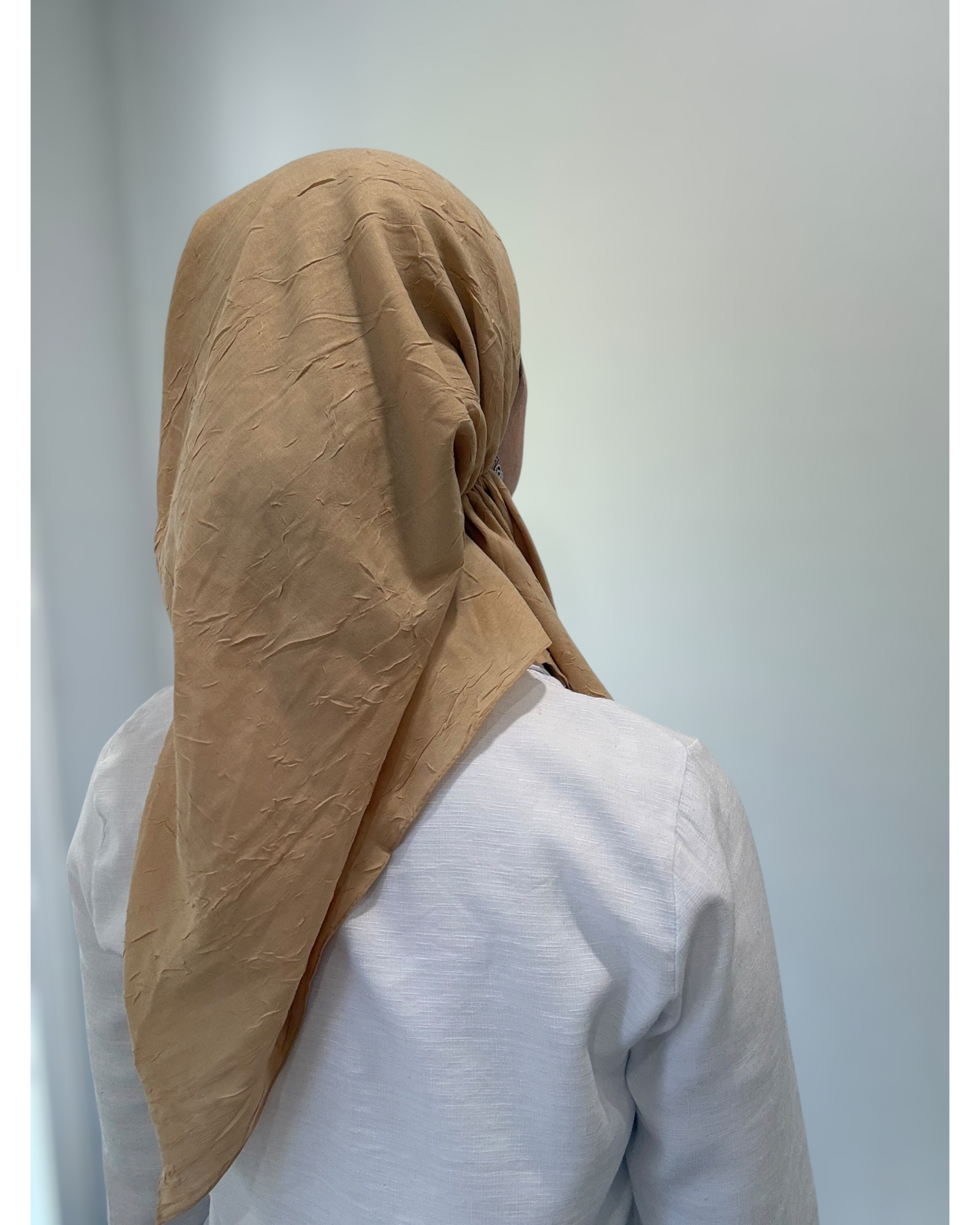 Bamboo Lightweight Square Scarf - Keter Hayofi Mitpachot
