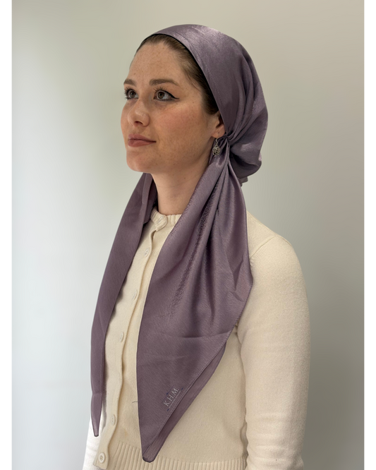 Signature Silky Adjustable Pretied Scarf - Keter Hayofi Mitpachot
