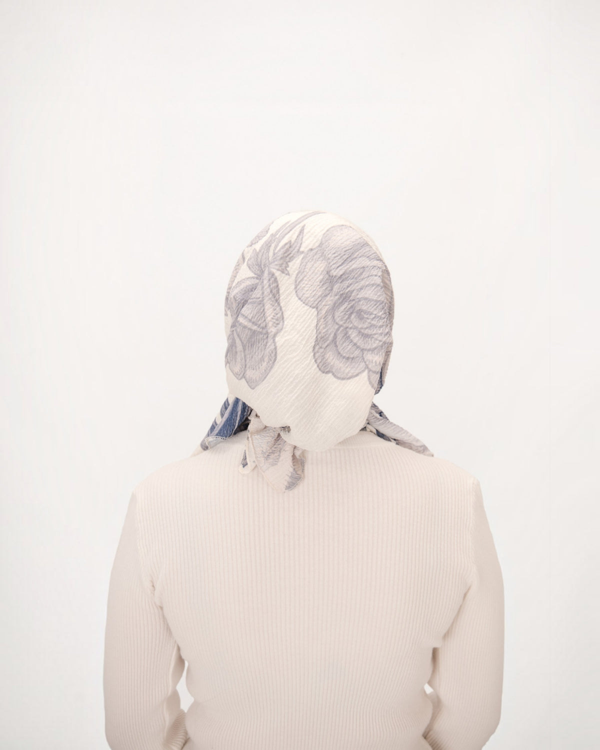 Misty Hydrangea Pretied Scarf- Shorter Tails - Keter Hayofi Mitpachot