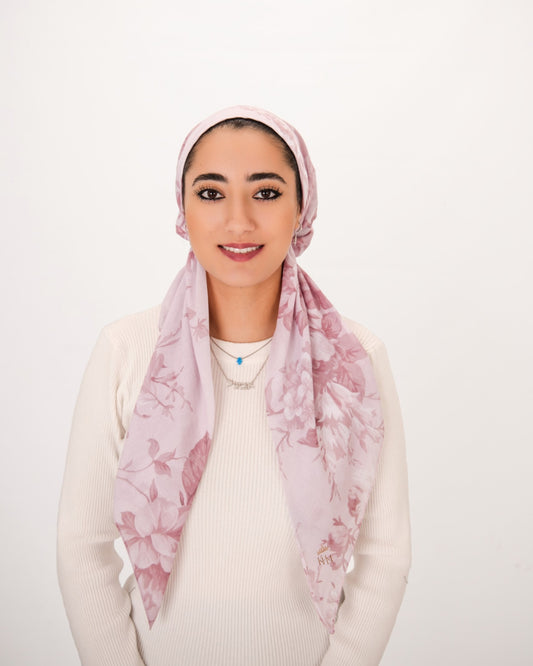 Rosewater Square Scarf - Keter Hayofi Mitpachot