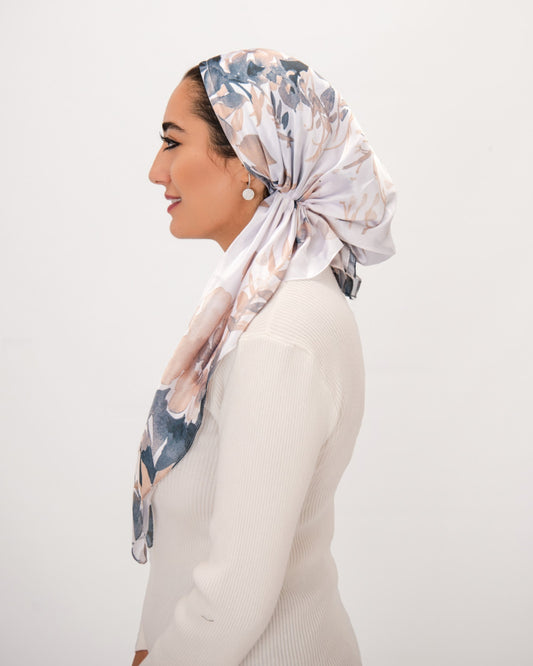 Slate Blossom Pretied Scarf - Keter Hayofi Mitpachot