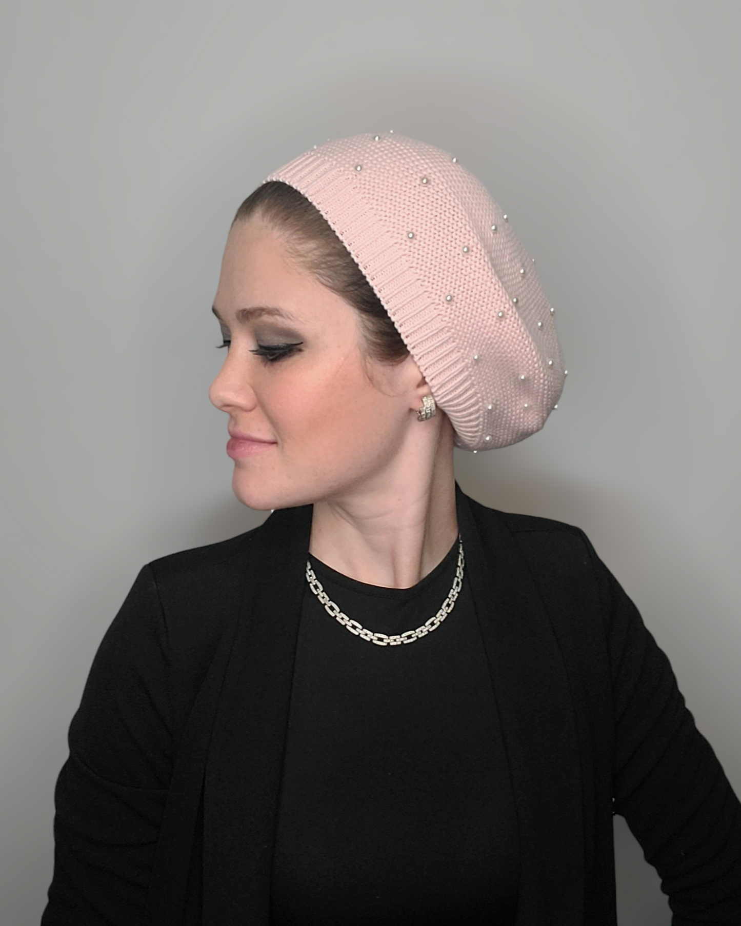 Large Size Cotton Beret with Pearls - Keter Hayofi Mitpachot