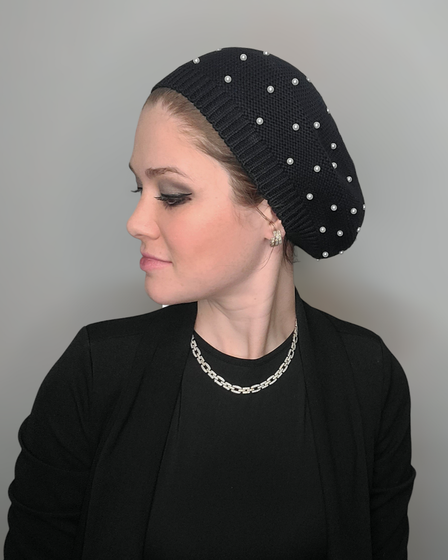 Large Size Cotton Beret with Pearls - Keter Hayofi Mitpachot