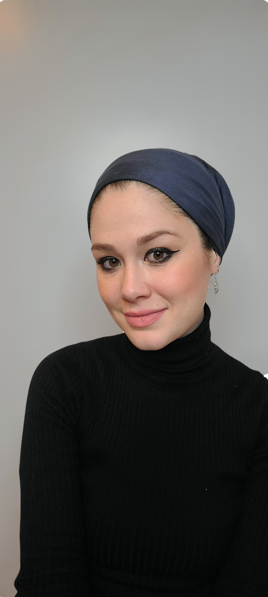 Suede Long Scarf with Scrunchie - Keter Hayofi Mitpachot