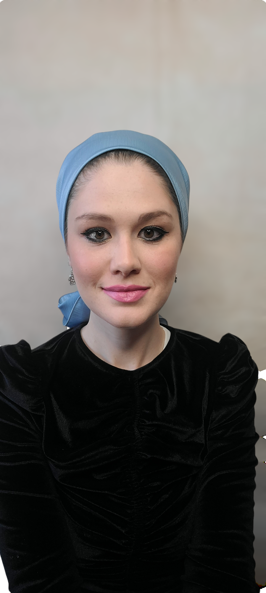 Rinati Lakel Solid Scarf with Scrunchie - Keter Hayofi Mitpachot