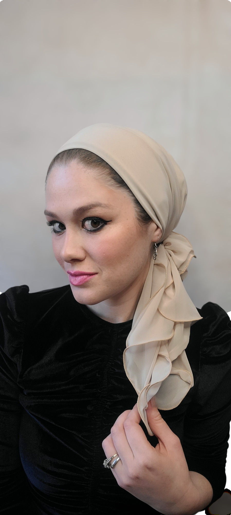 Solid Long Scarf with Scrunchie - Keter Hayofi Mitpachot