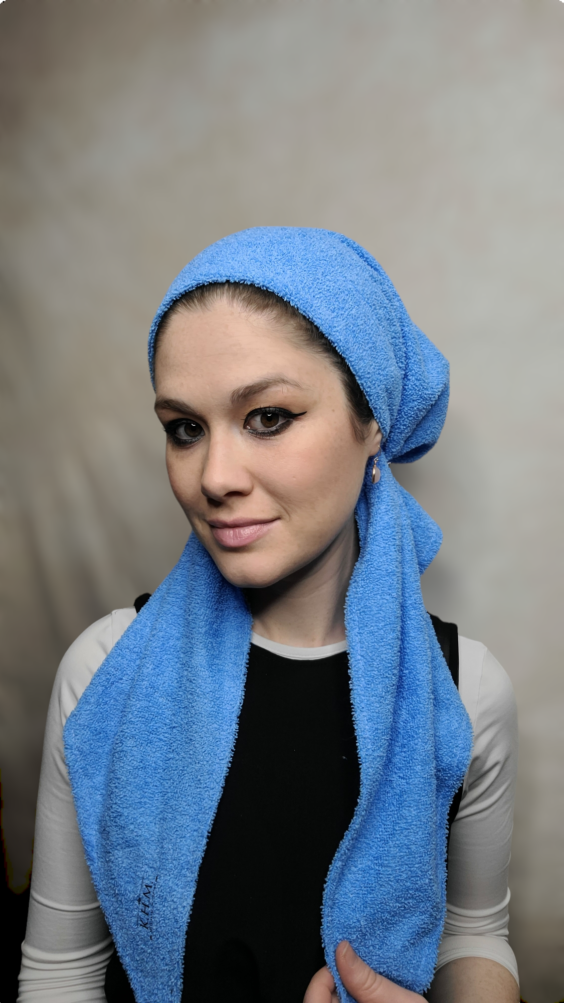 Post-Shower (Towel) Pretied Scarf - Keter Hayofi Mitpachot