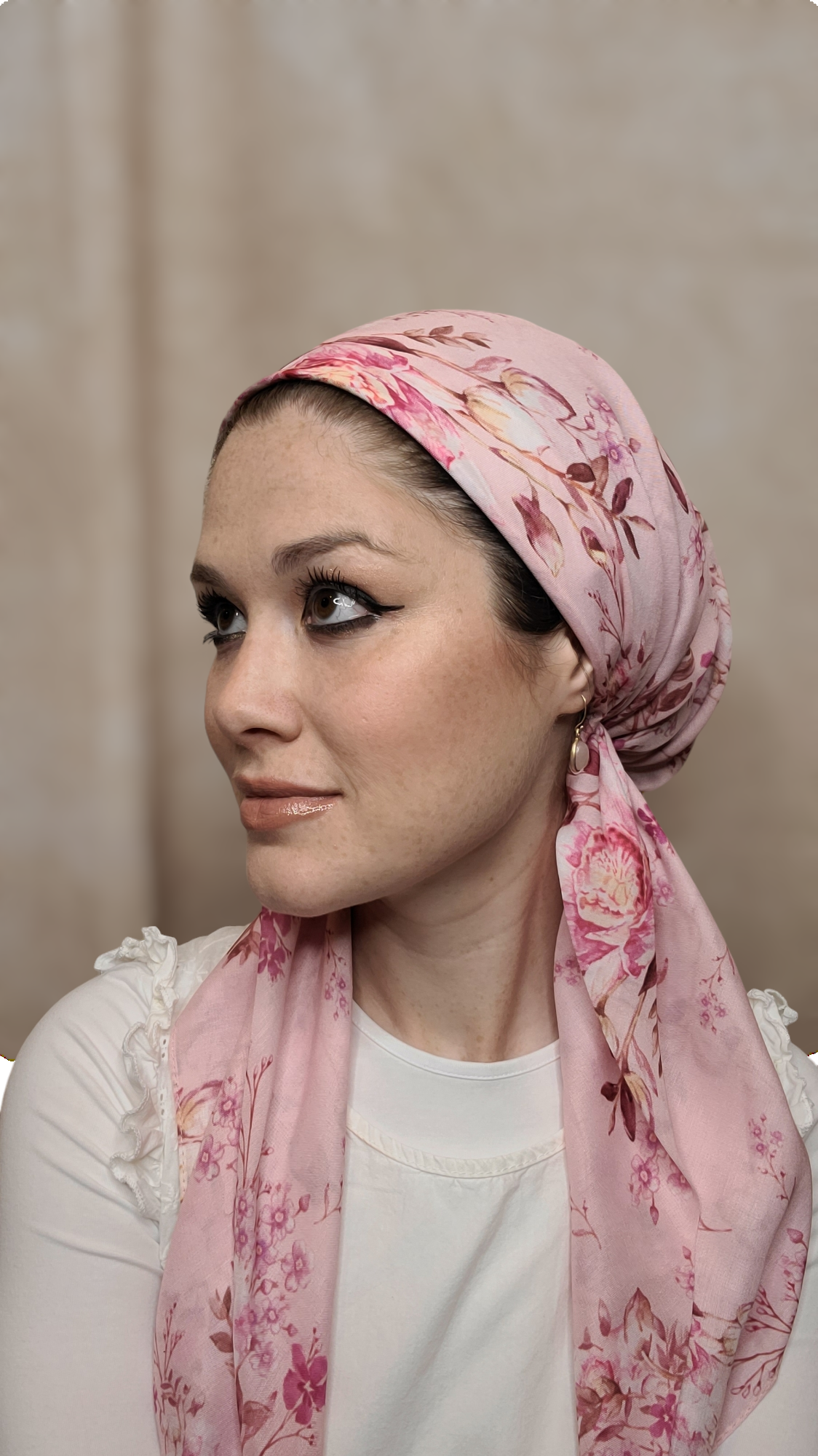 Pink Delicate Versatile Scarf - Keter Hayofi Mitpachot