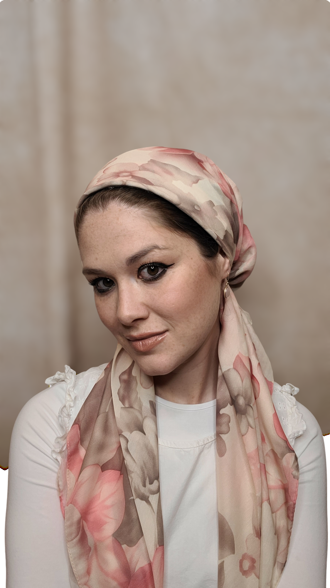 Blooming Pink Versatile Scarf - Keter Hayofi Mitpachot