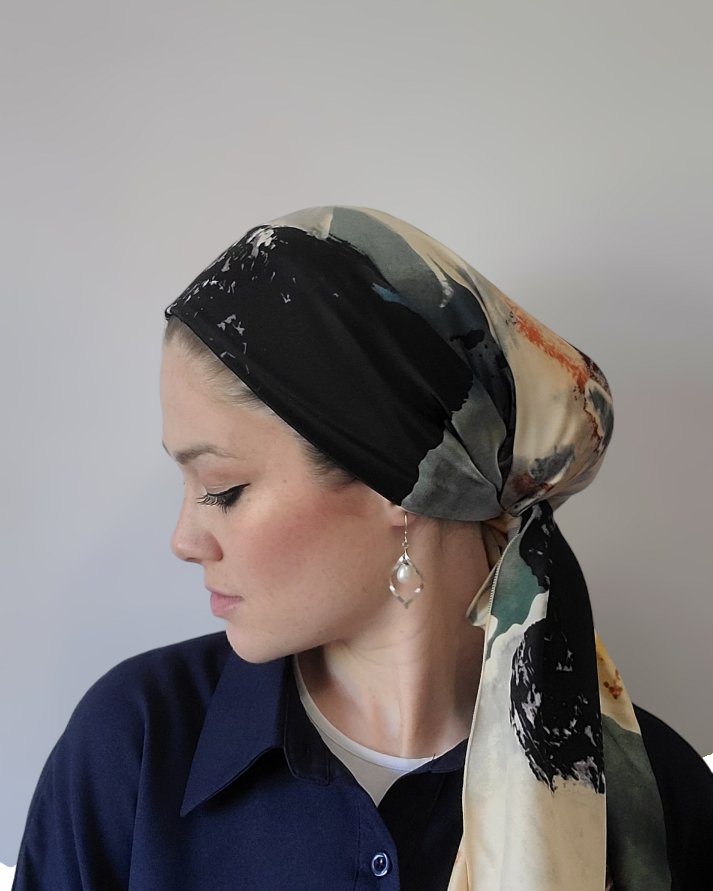 Rinati Black/Green Long Scarf with Scrunchie