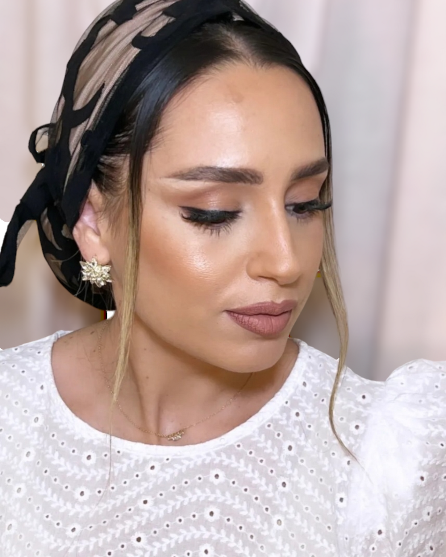 Avigail Lahiani Black Pretied Lace With Nude Turban - Keter Hayofi Mitpachot