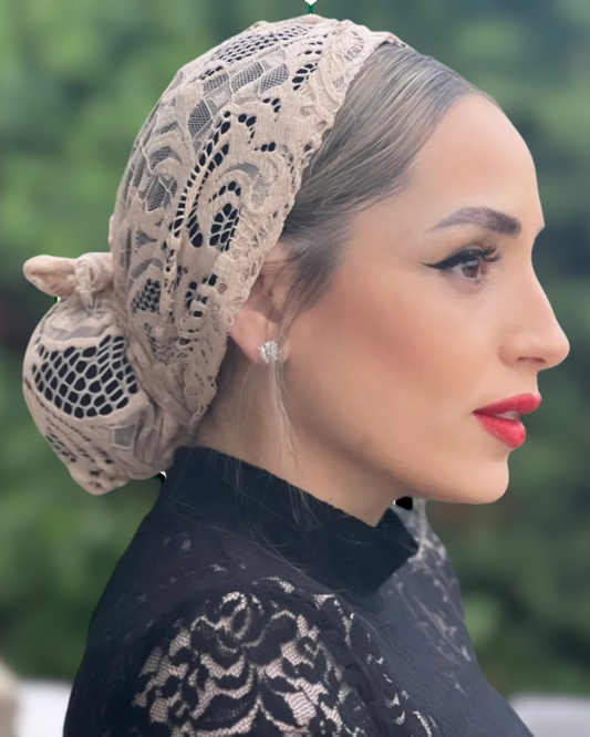 Avigail Lahiani Lace Pretied With Matching Turban