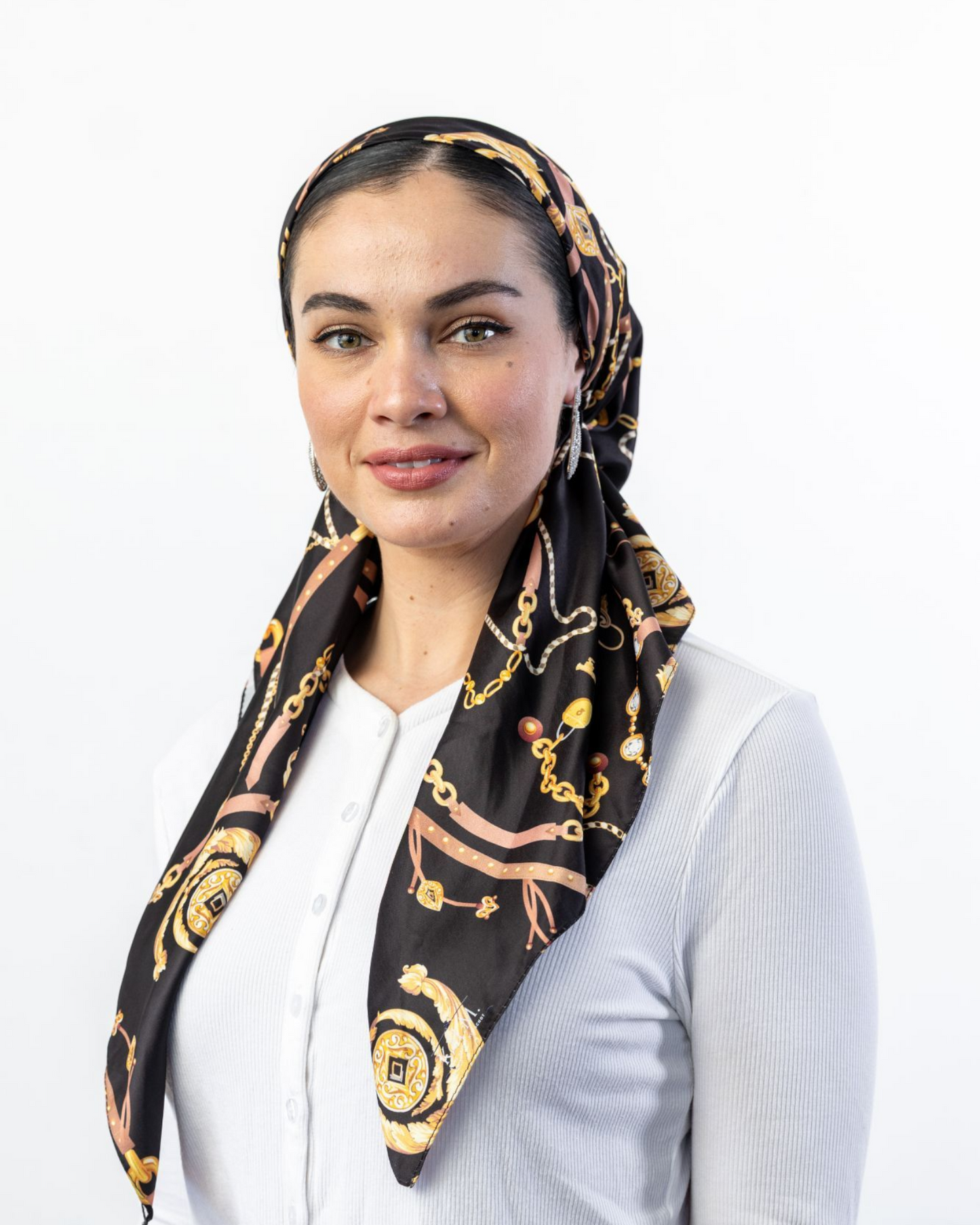 Royal Chains Pretied Scarf