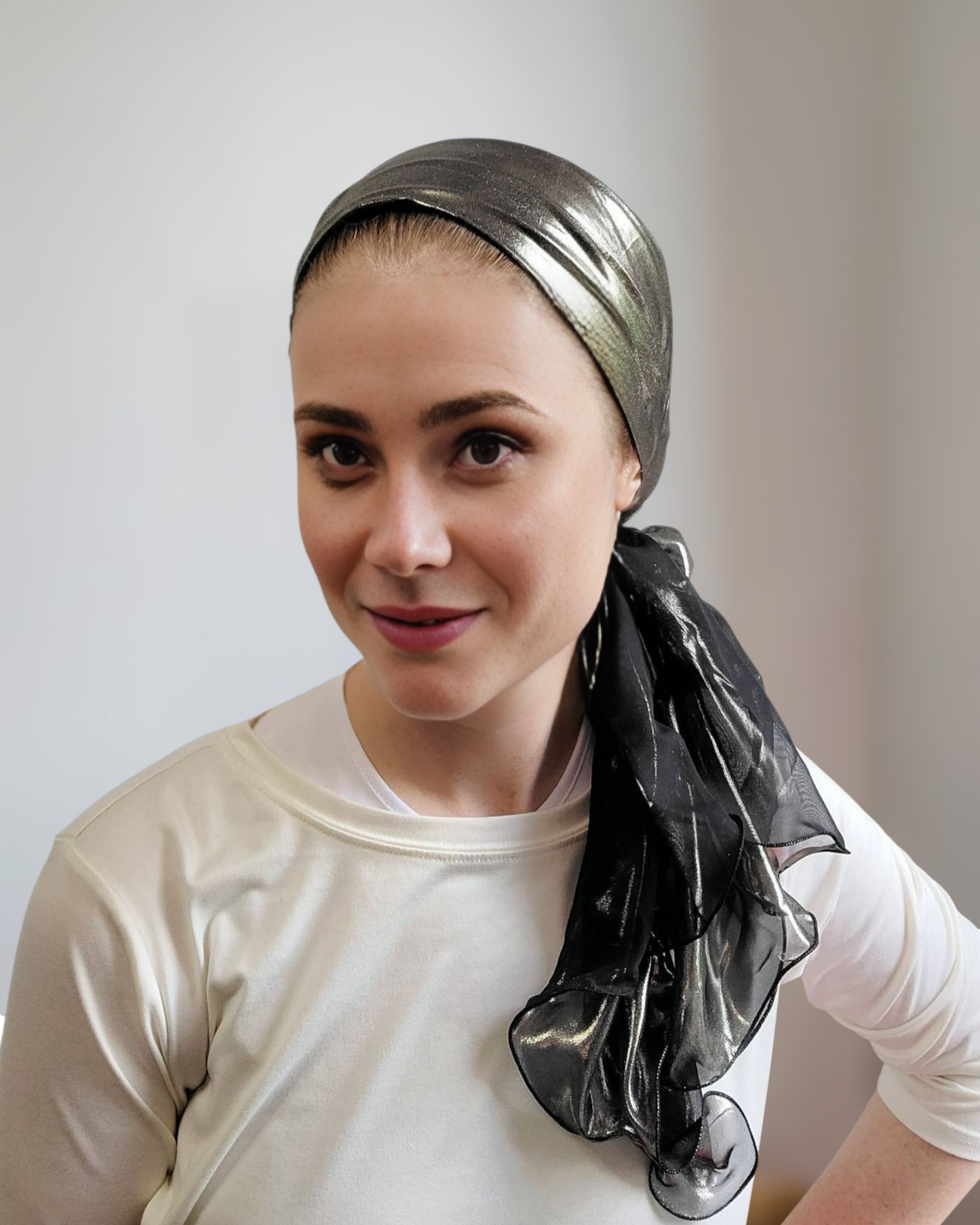 Rinati Lakel 2 Toned Shimmery Scarf with Scrunchie - Keter Hayofi Mitpachot
