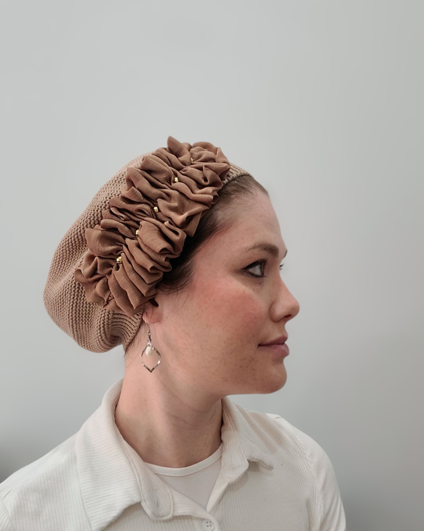 S/M Size Taupe French Beret - Keter Hayofi Mitpachot