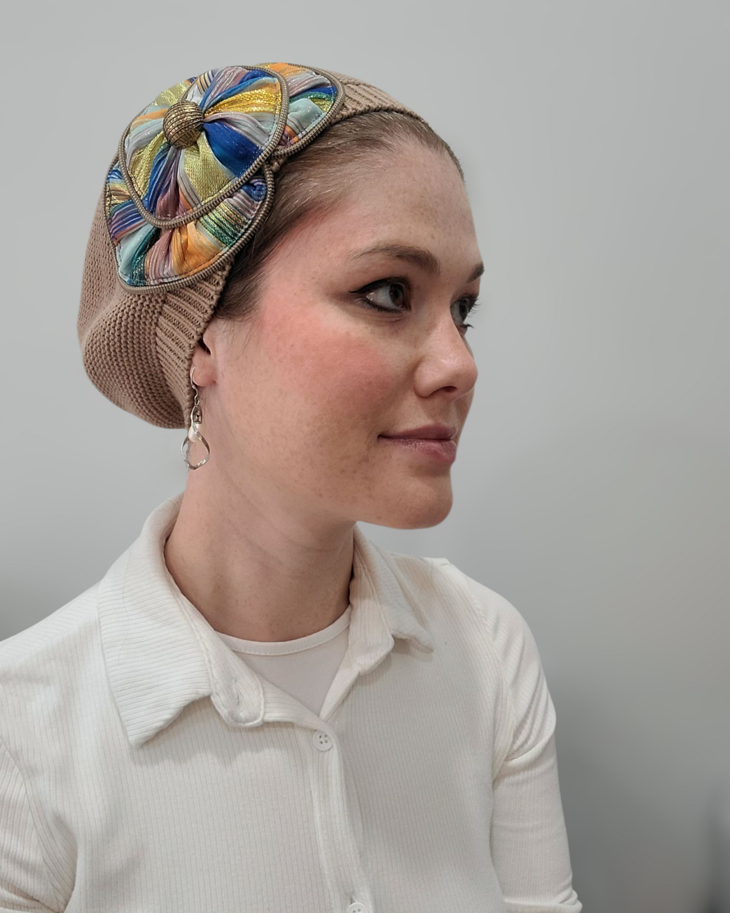 S/M Size Taupe French Beret - Keter Hayofi Mitpachot