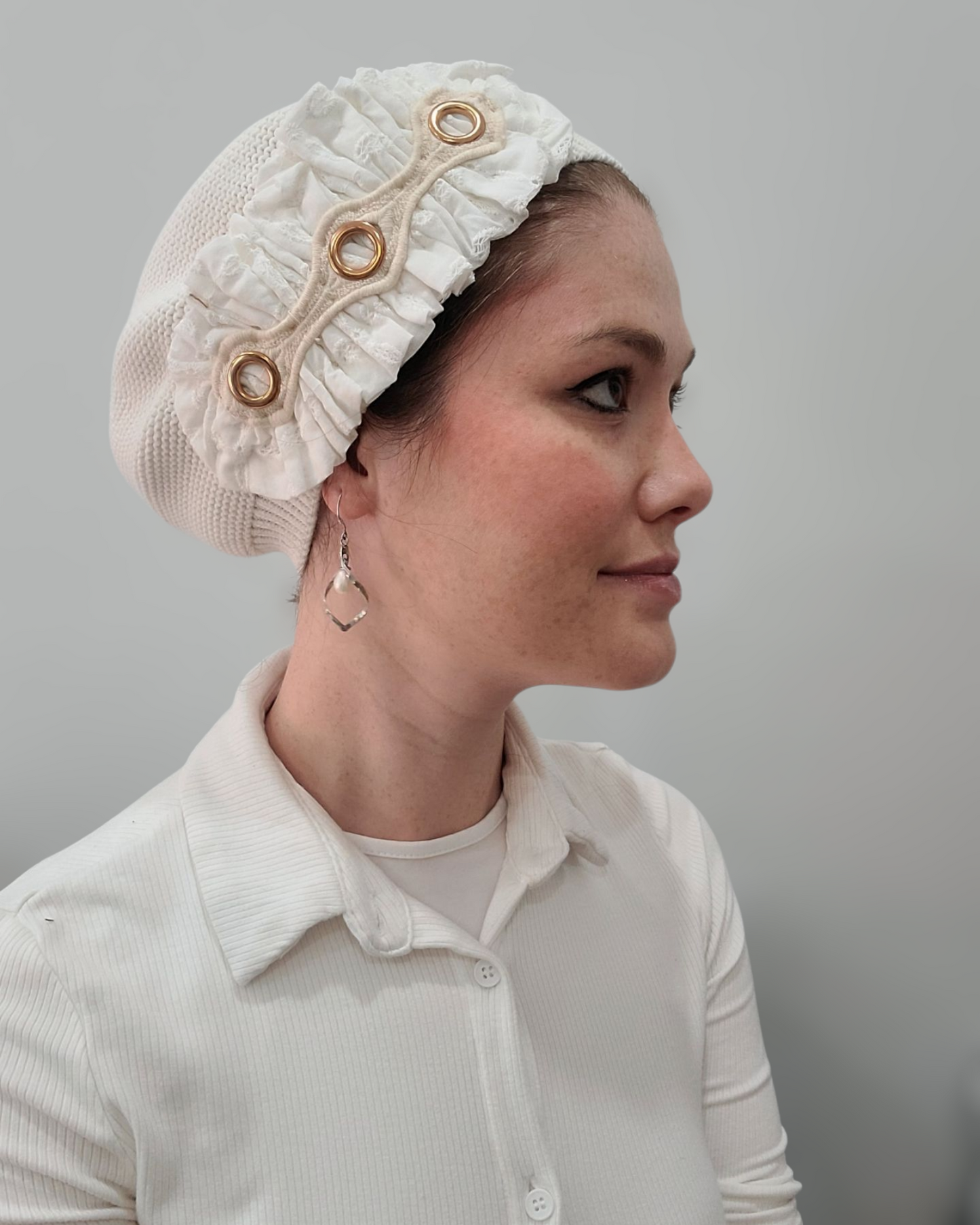 Standard Size White French Beret - Keter Hayofi Mitpachot