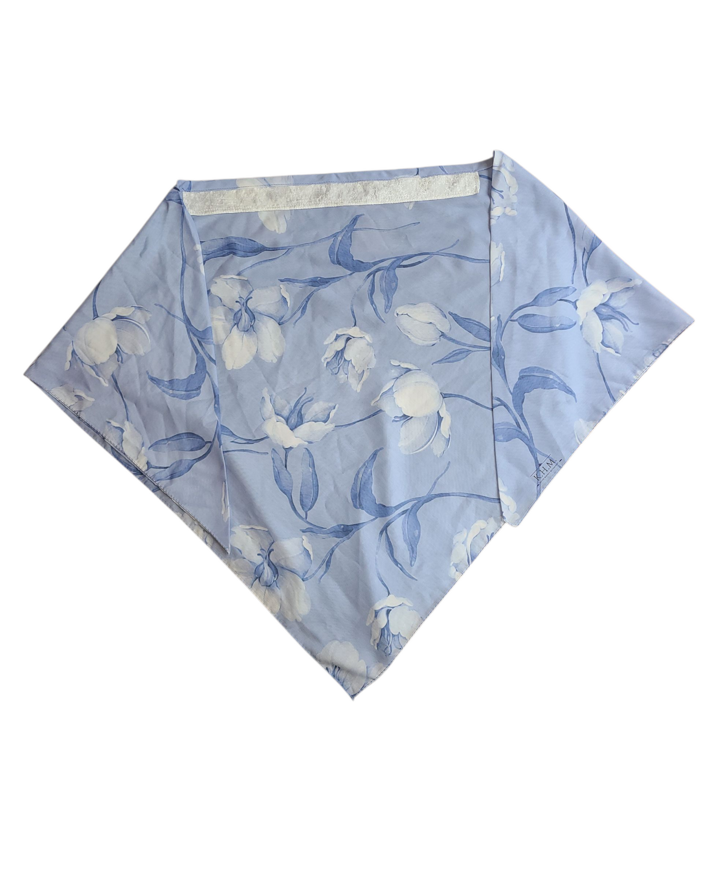 Zanel Leaf Triangle Scarf With Grip