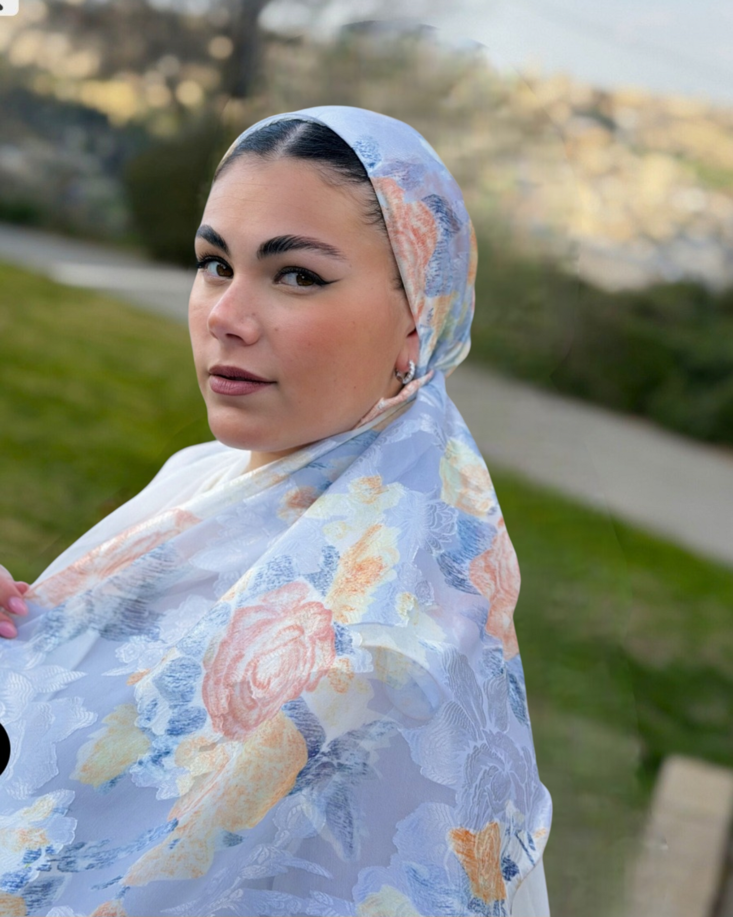 Rinati Light Blue Floral Long Scarf with Scrunchie - Keter Hayofi Mitpachot