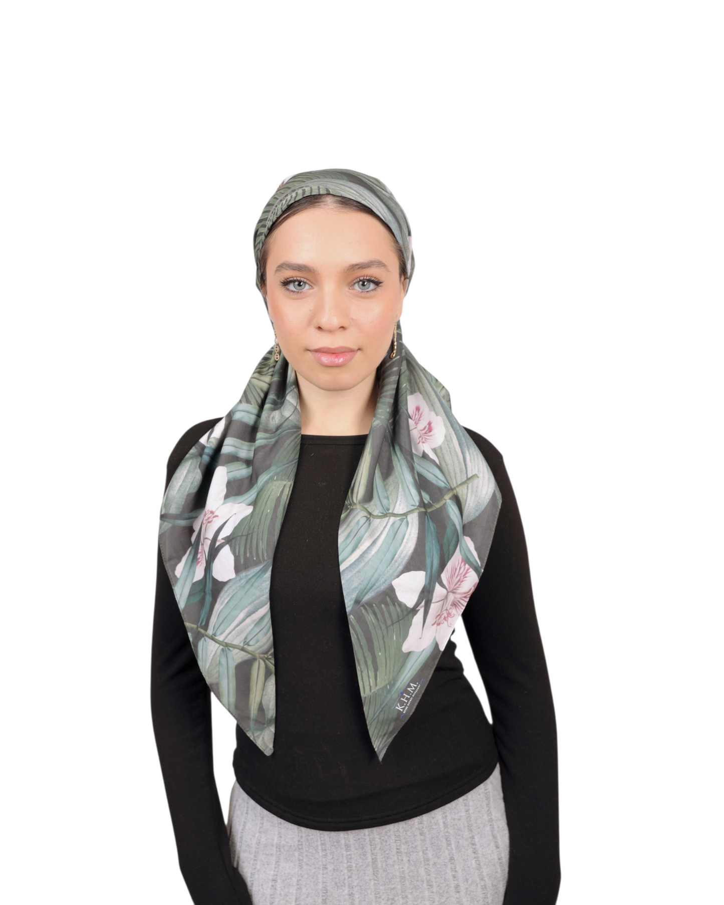 Green Safari Pretied Scarf - Keter Hayofi Mitpachot