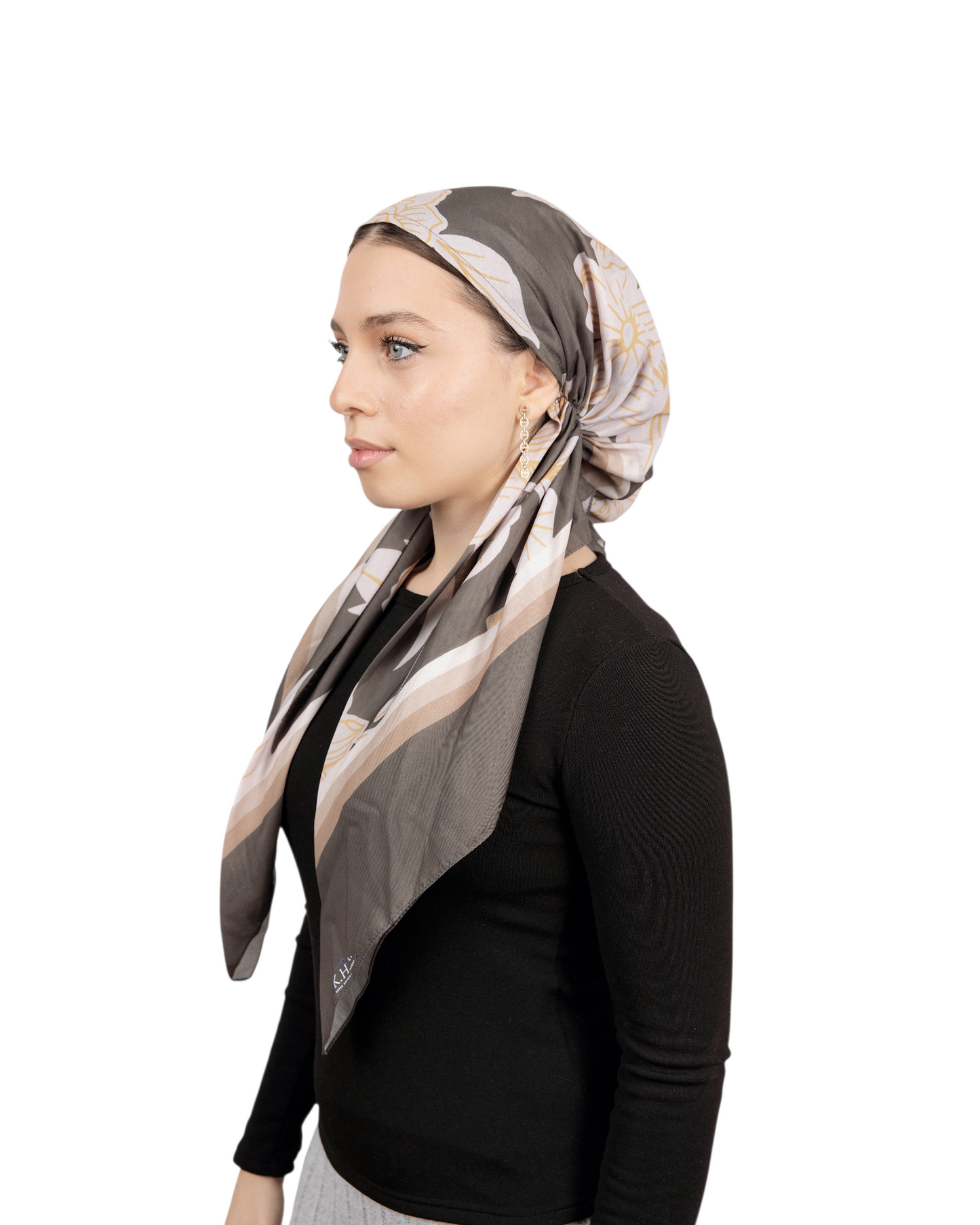 Sable Horizon Pretied Scarf